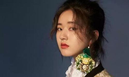 娱乐圈吃瓜直播间赵露思,娱乐圈吃瓜直播间里的新晋女神